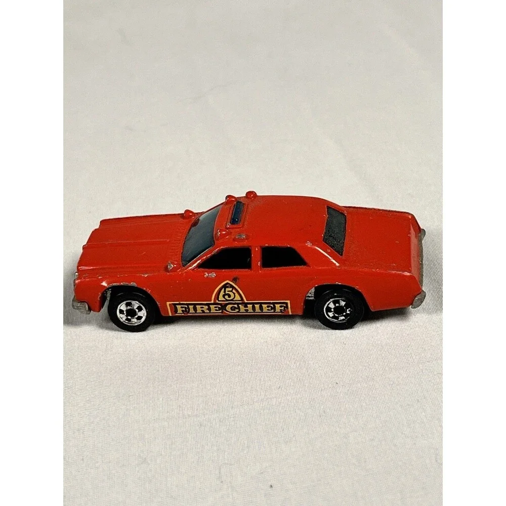 1977 Hot Wheels Fire Chief  Car 1:64 Diecast Red